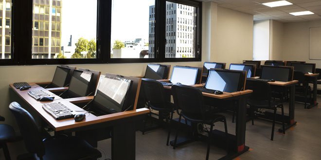 Centre IFOCOP Montigny-le-Bretonneux : Salle informatique