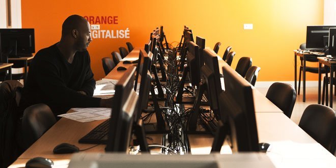 Centre IFOCOP Montigny-le-Bretonneux : Salle informatique